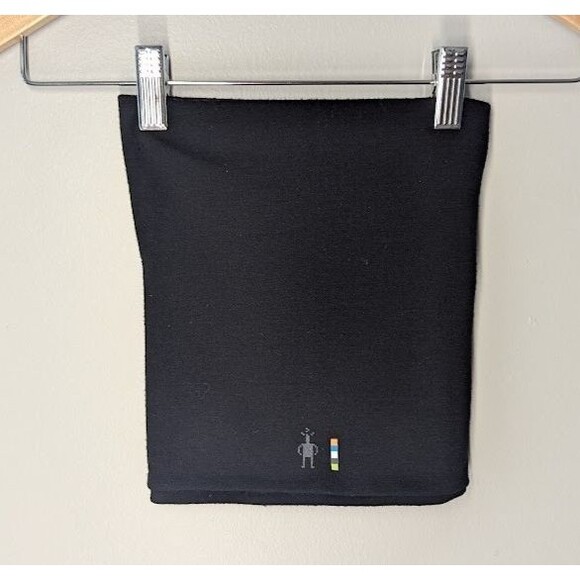 Smartwool Neck Gaiter Black 100% Merino Wool Outdoor Face Warmer - Picture 1 of 3